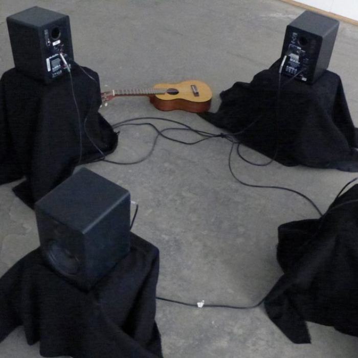 Eugénie Graves (Bachelor)
Composition, 2020, performance with guitar and installation with loudspeakers, 10'
Eugénie Graves was born in France in 1998. She is based in Marseille.
